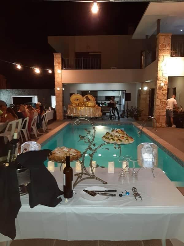 Villa Angela Dhrousha ภายนอก รูปภาพ