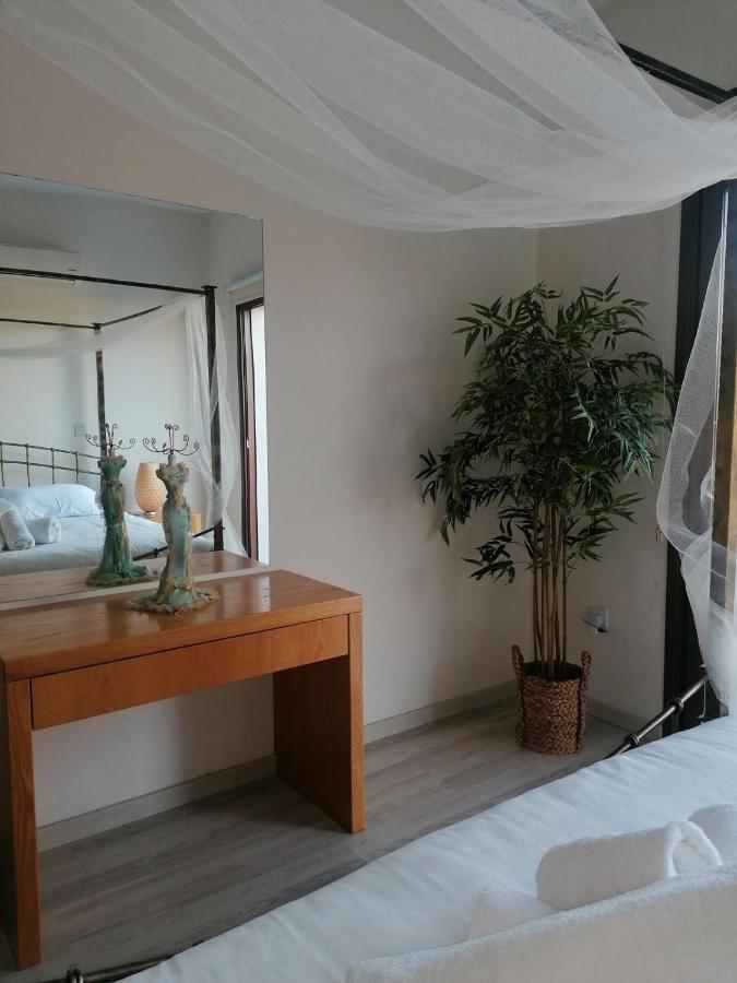 Villa Angela Dhrousha ภายนอก รูปภาพ