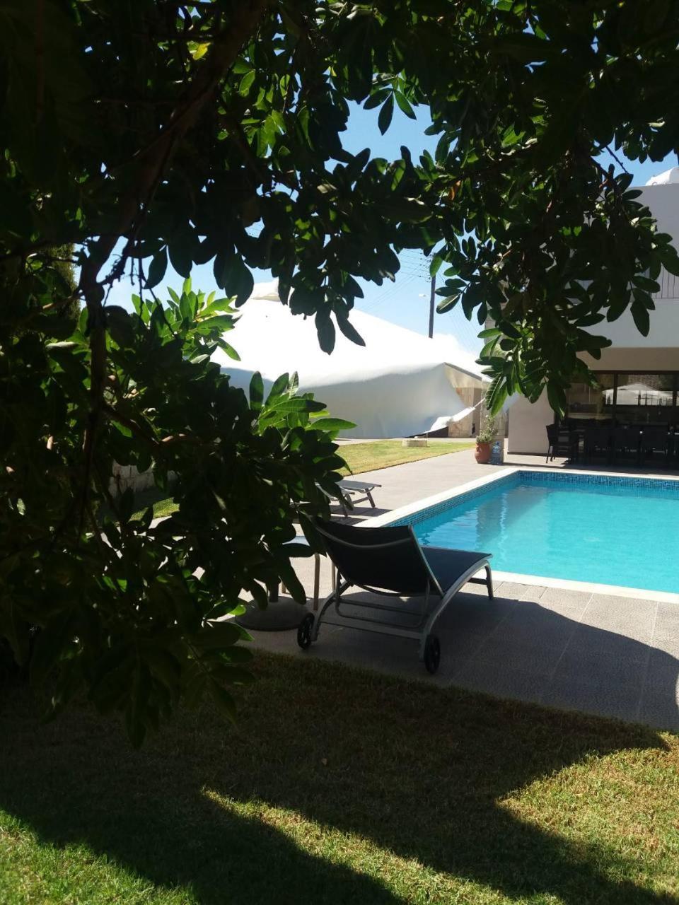 Villa Angela Dhrousha ภายนอก รูปภาพ